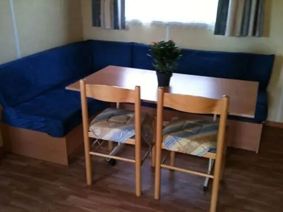 Family Karavan (4)