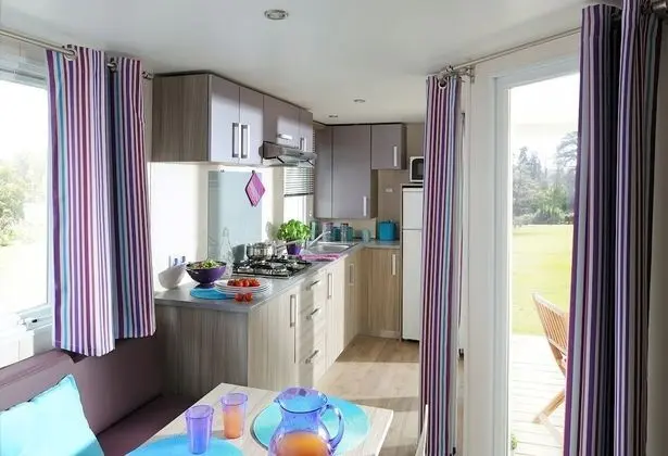 Karavan (Bananec)