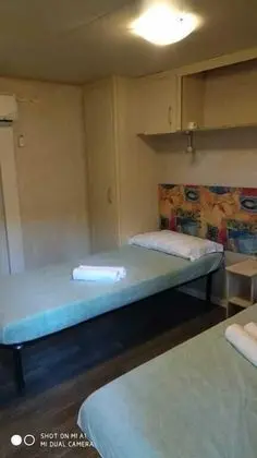Karavan (Mobile hotel)