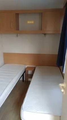 Karavan (Mobile hotel)