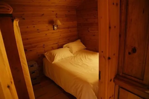 Kulübe, Bahçe Manzaralı