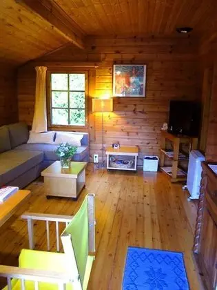 Kulübe, Bahçe Manzaralı