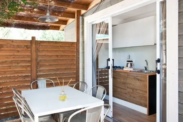 Karavan (Maison Chic)