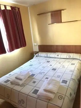 Bungalov (2-4 adultos)