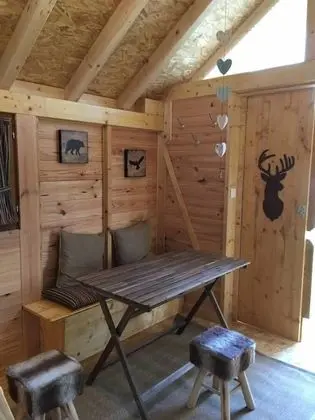 Comfort Kulübe, Sigara İçilmez