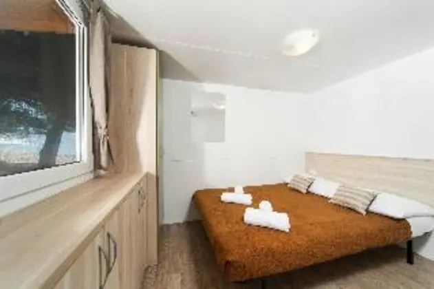 MOBILE HOME