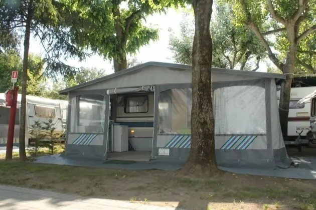 Standard Karavan, Ortak Banyo