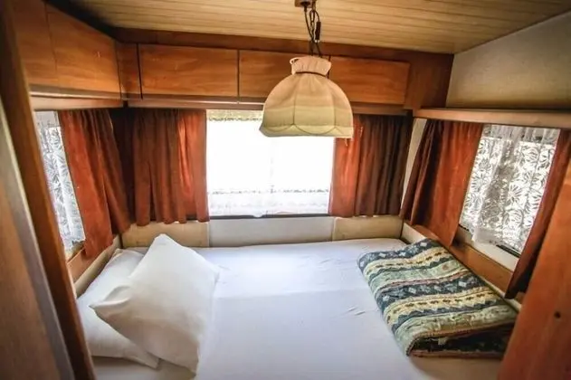 Standard Karavan, Ortak Banyo