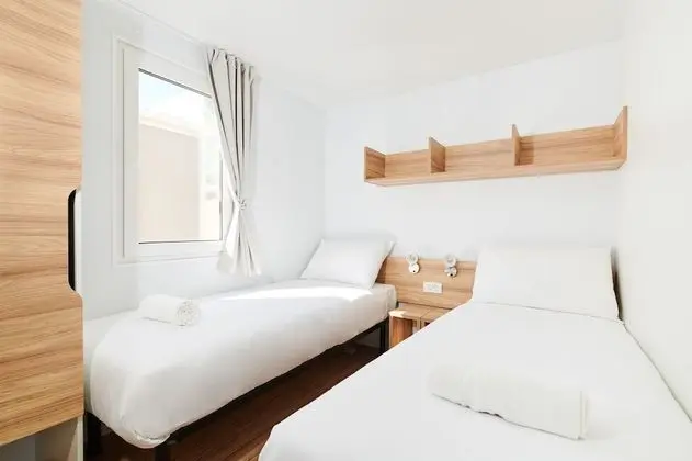 Premium Karavan