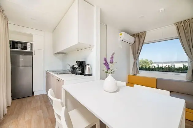 Premium Karavan