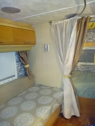 Çadır, 2 Çift Kişilik Yatak, Kısmi Deniz Manzaralı