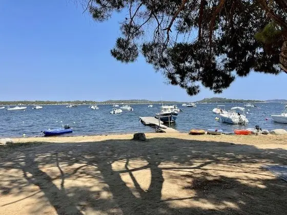 Dağ Evi, Banyolu/Duşlu, Deniz Manzaralı
