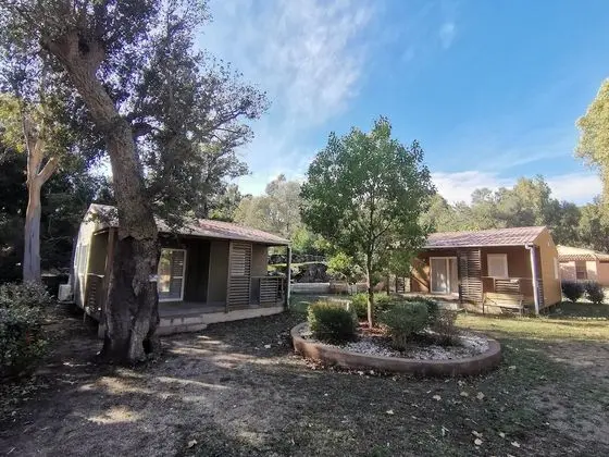 Dağ Evi, Banyolu/Duşlu (ombragés)