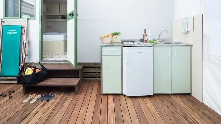 Basic Karavan (3 Adults + 2 Children)