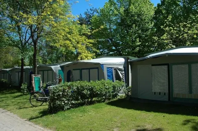 Basic Karavan (3 Adults + 2 Children)
