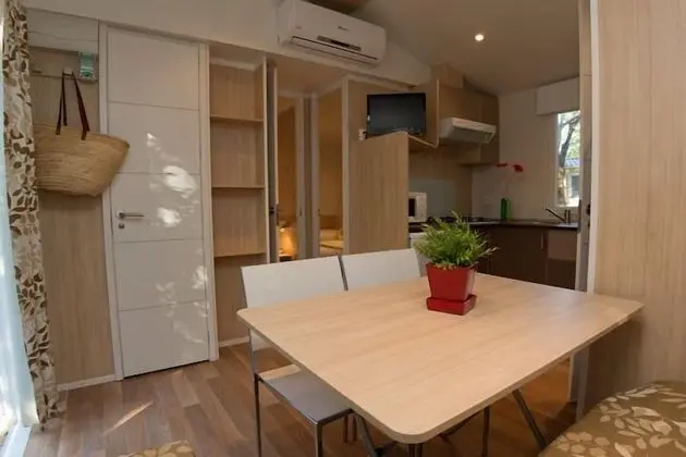 Karavan (Prima AC)