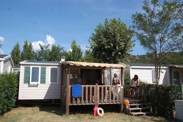 Karavan, 2 Yatak Odası, Havuz Kullanımı (Colorado)