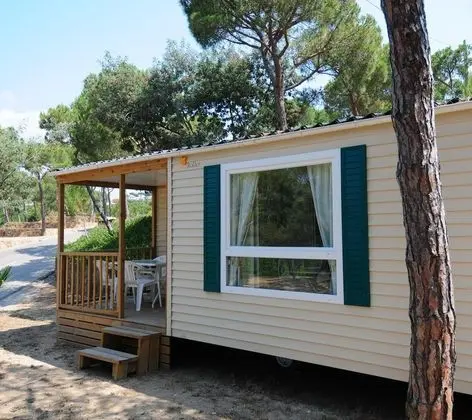 Karavan, 2 Yatak Odası, Teras (Air Conditioning/Heat Pump)
