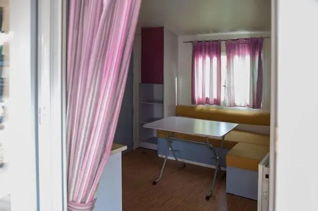 Karavan (4+2 Pax)