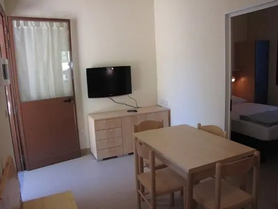 Apart Daire, 2 Yatak Odası, Sigara İçilmez