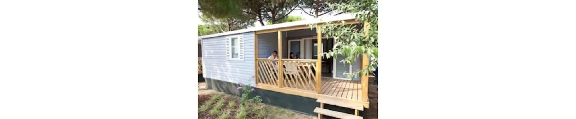 Karavan (2 adults and 2 children)