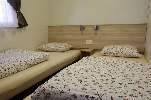 Karavan, Birden Çok Yatak, Plaj Kenarı