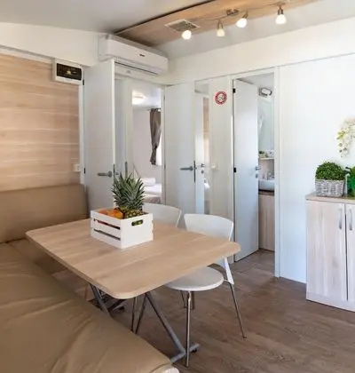 Karavan, Birden Çok Yatak, Plaj Kenarı