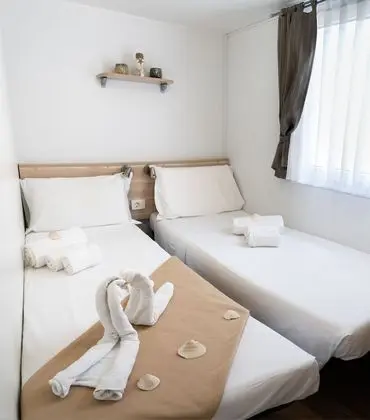 Karavan, Birden Çok Yatak, Plaj Kenarı