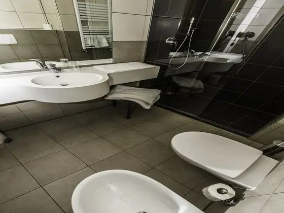 Üç Kişilik Oda, 1 Yatak Odası, Göl Manzaralı