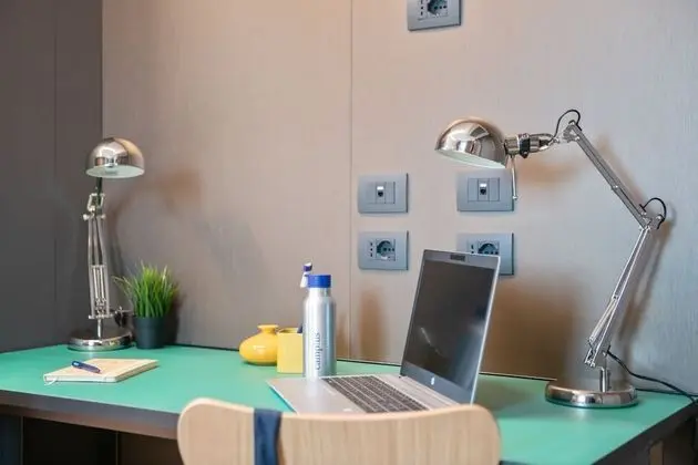 Classic Büyük Yataklı Tek Kişilik Oda