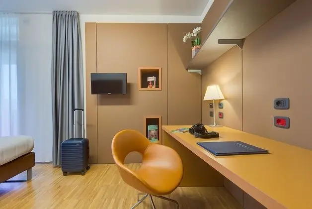 Standard Büyük Yataklı Tek Kişilik Oda