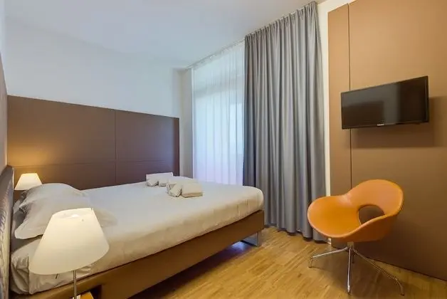 Standard Büyük Yataklı Tek Kişilik Oda