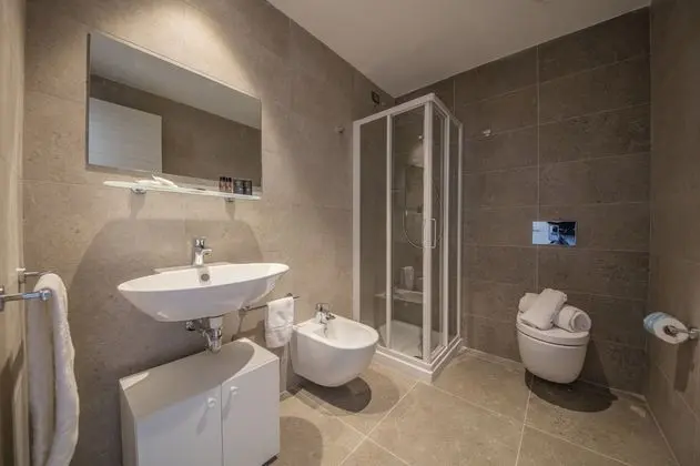 Standard Tek Büyük veya İki Ayrı Yataklı Oda