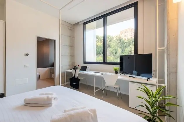 Comfort Büyük Yataklı Tek Kişilik Oda