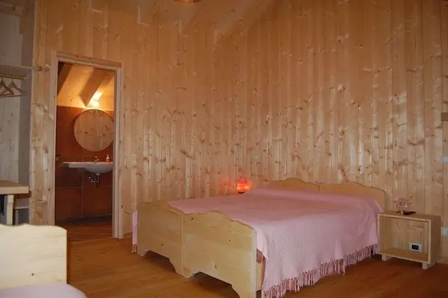 Deluxe Büyük Yataklı Tek Kişilik Oda, 1 Yatak Odası, Özel Banyo, Bahçeli