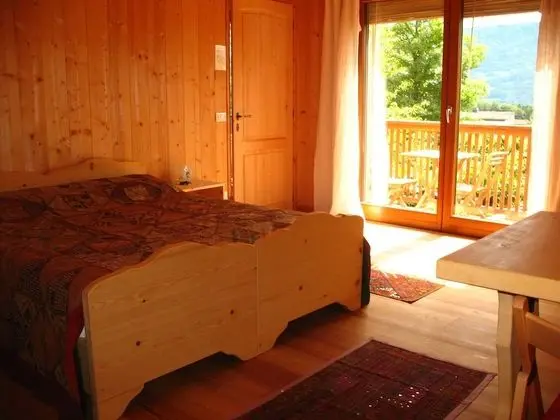 Deluxe Büyük Yataklı Tek Kişilik Oda, 1 Yatak Odası, Özel Banyo, Bahçeli