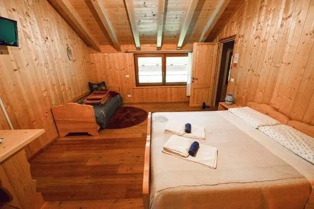 Deluxe Tek Büyük veya İki Ayrı Yataklı Oda, 1 Yatak Odası, Bahçe Manzaralı