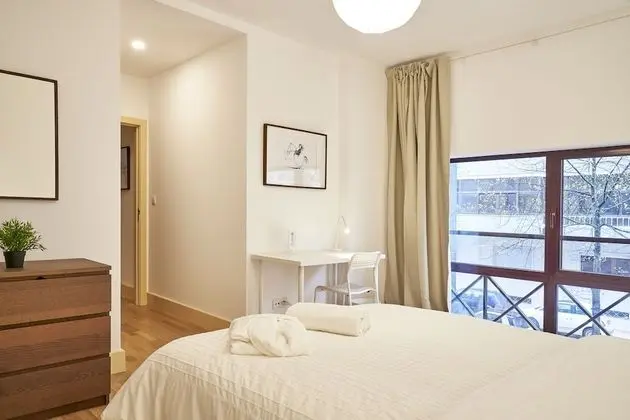 Deluxe Tek Büyük Yataklı Oda, Ortak Banyo
