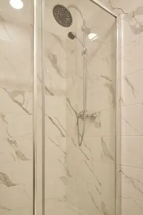 Superior Tek Büyük Yataklı Oda, Ortak Banyo