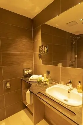 Comfort Tek Büyük Yataklı Oda