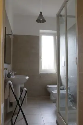 Superior Oda (Pellegrino Bathroom not in room)