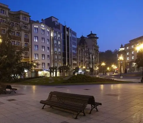 Executive Tek Büyük Yataklı Oda