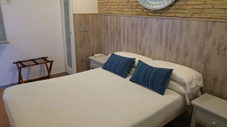 Tek Kişilik Oda