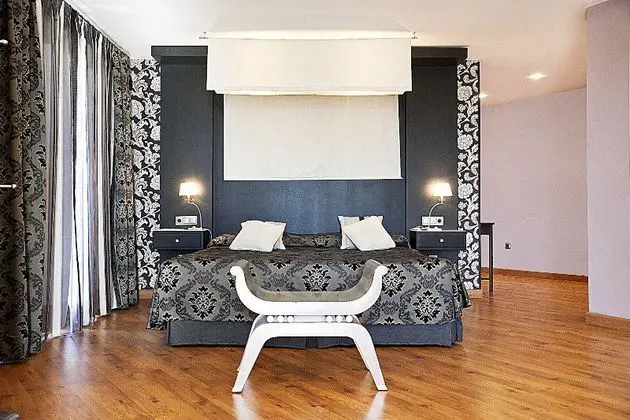 Junior Suit Standard