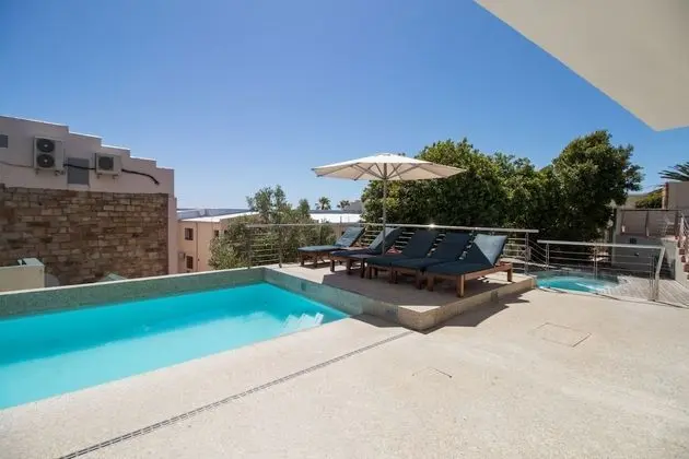 Beach Studios - Pool Club Studios