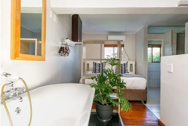 Village Apartment -Romantic Studio