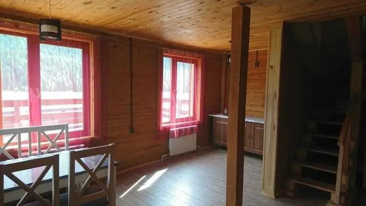 Kır Evi (America)