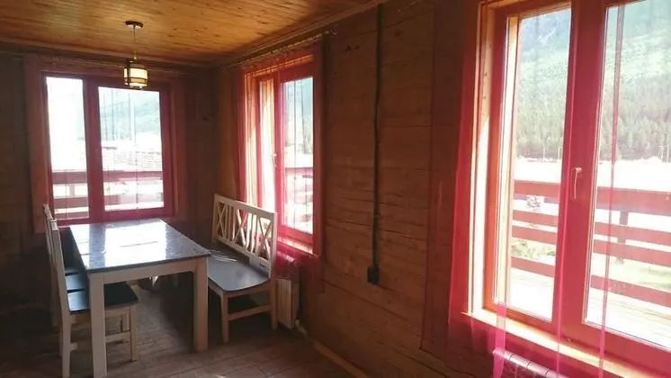 Kır Evi (America)