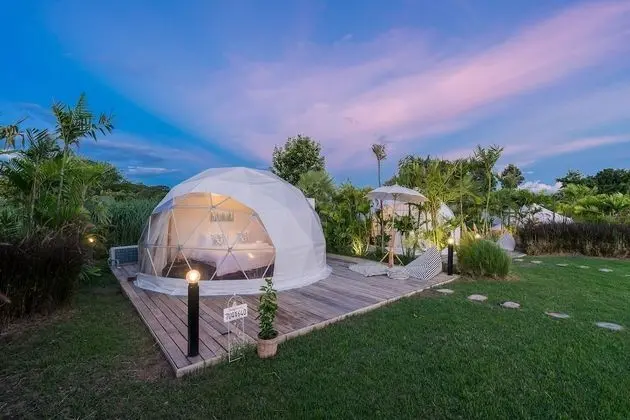 Glamping Dome