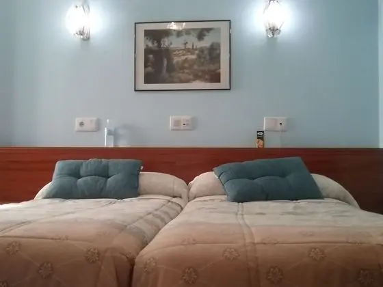 Tek Büyük veya İki Ayrı Yataklı Oda